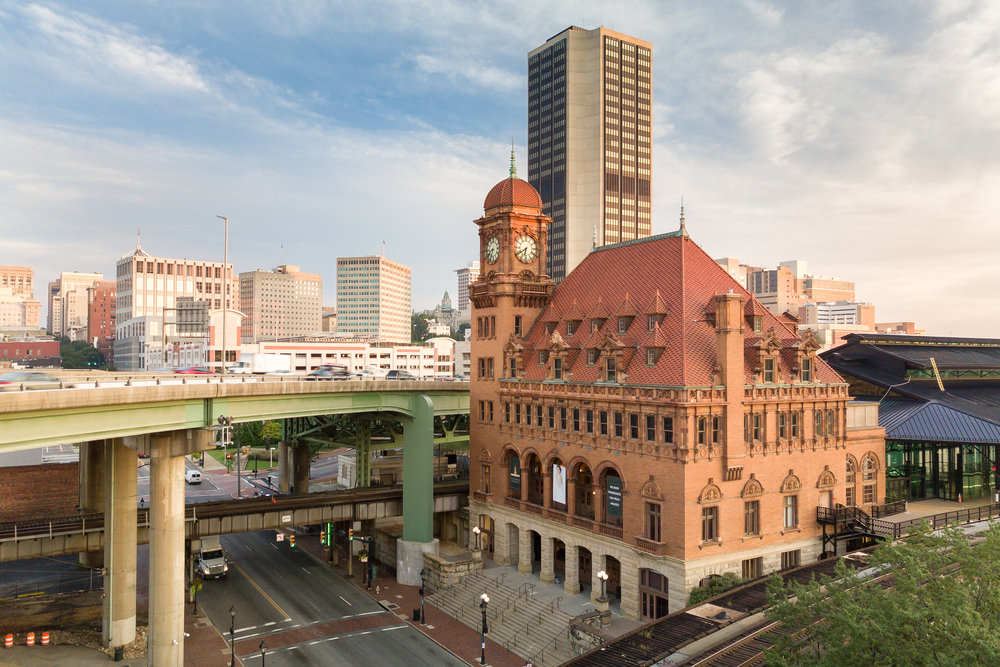 Establishing shot of the Main Street Station during the day